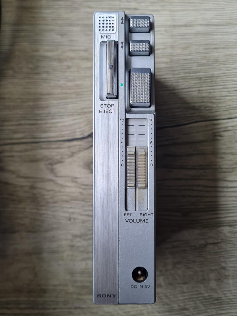 Sony TPSL2 Walkman Cassette Player 2nd (Guys and Dolls Version), Audio