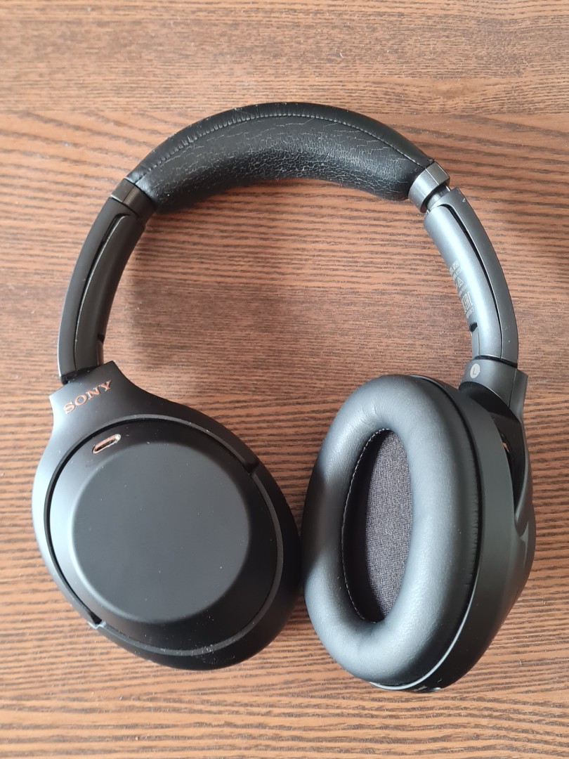 Sony WH-1000XM3 Wireless Noise 