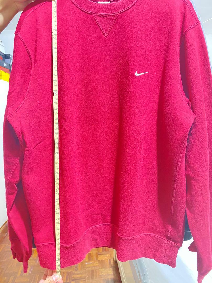 Vintage Nike Sweatshirt / Crewneck (Category: Hoodies) located in Rizal. Submitted by thepuzons (Listing ID 1132477979, Image 2). Description: 21x28.
