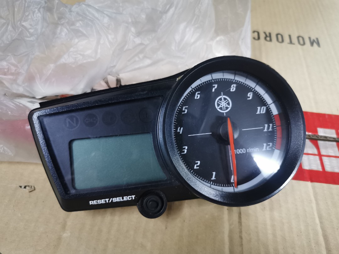R15 v2 clearance digital meter price