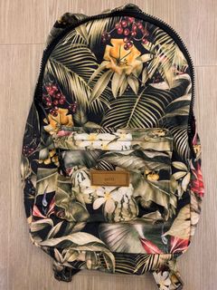 （分類：）位於 。 由 poolboy7 提交（商品編號 1129119476，圖片 1）。簡介： 。