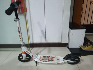 Adult kick scooter