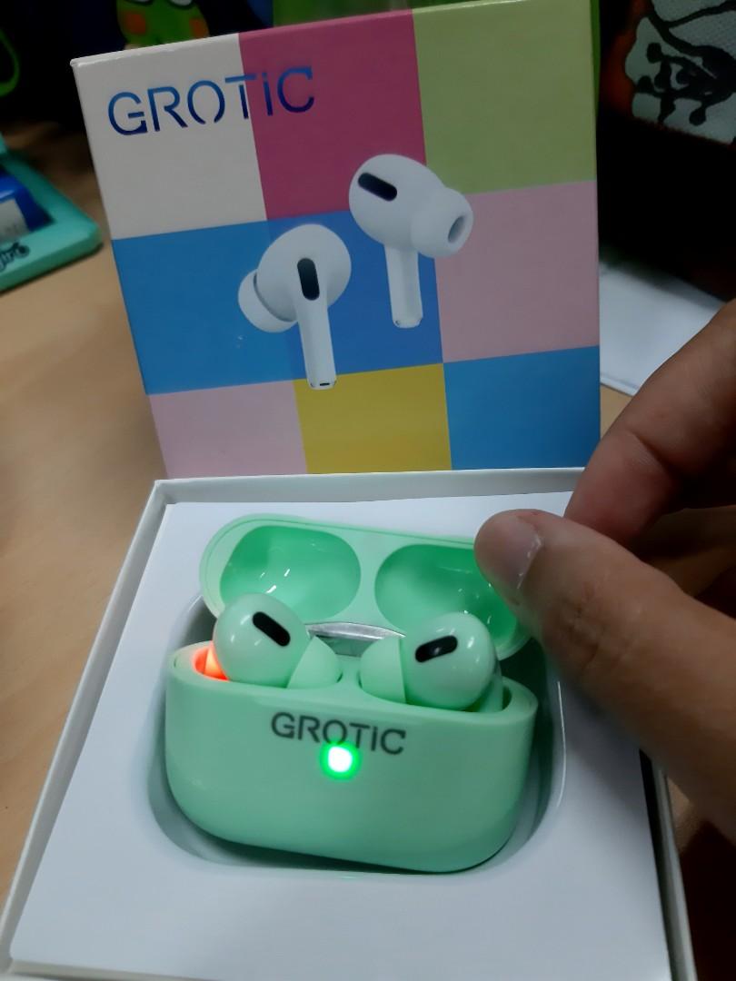 AirPods Grotic