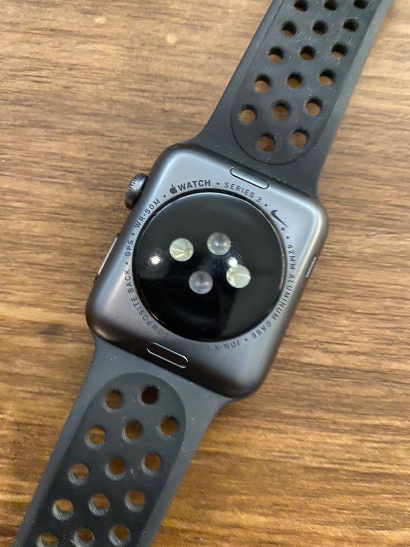 Apple Watch 42mm Series 3 Nike 蘋果手錶+ Extra Bands 送錶帶, 手提