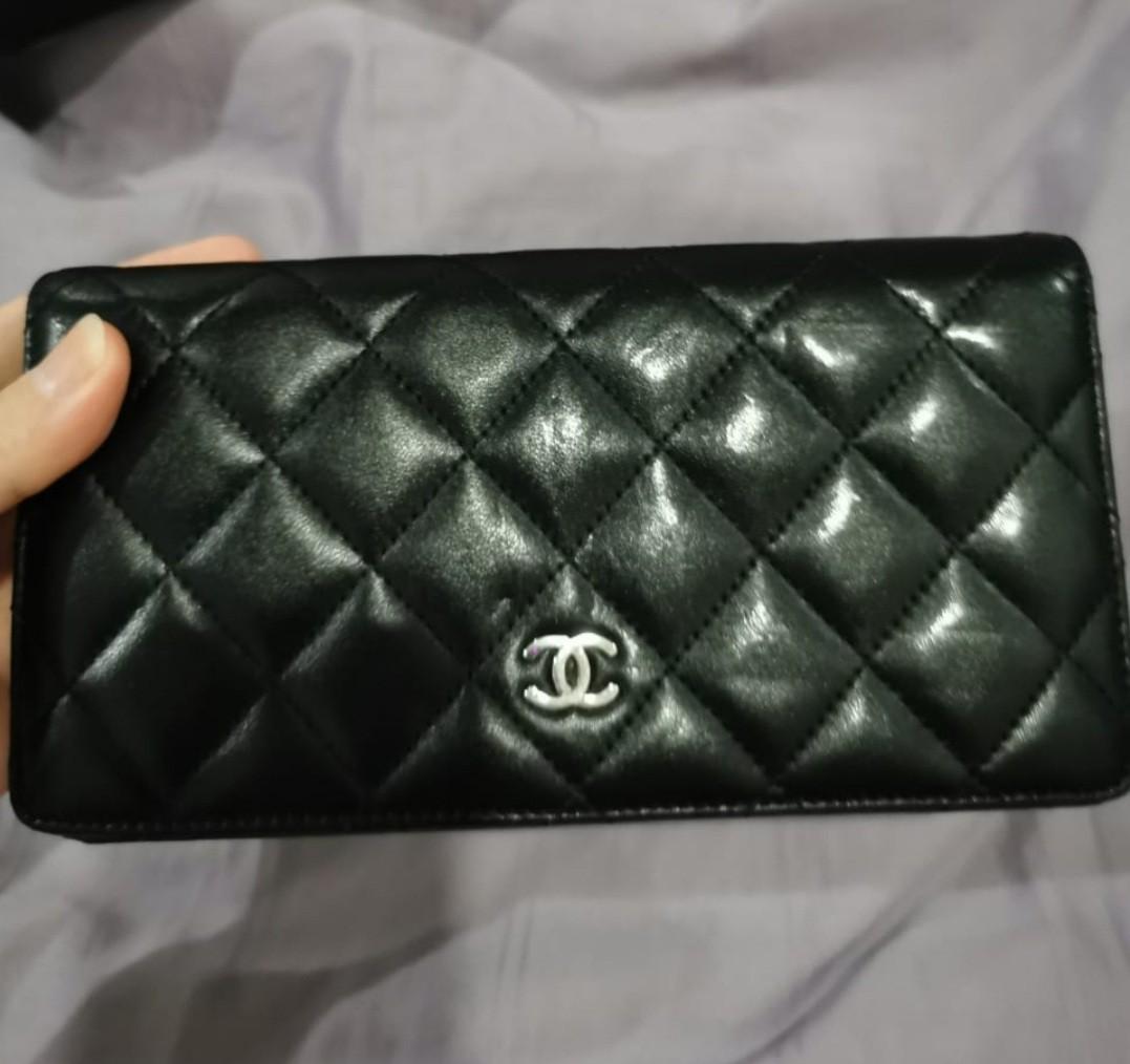 Chanel Bifold wallet lambskin, Luxury, Bags & Wallets on Carousell