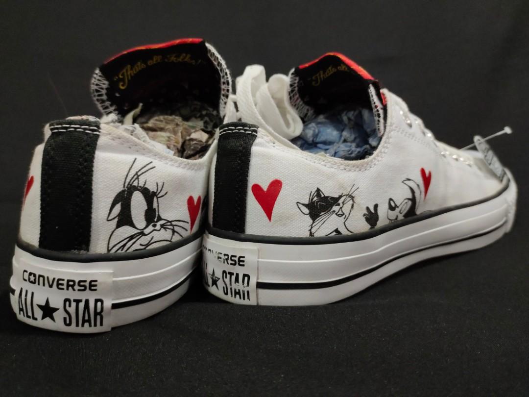 Converse x looney tunes outlet