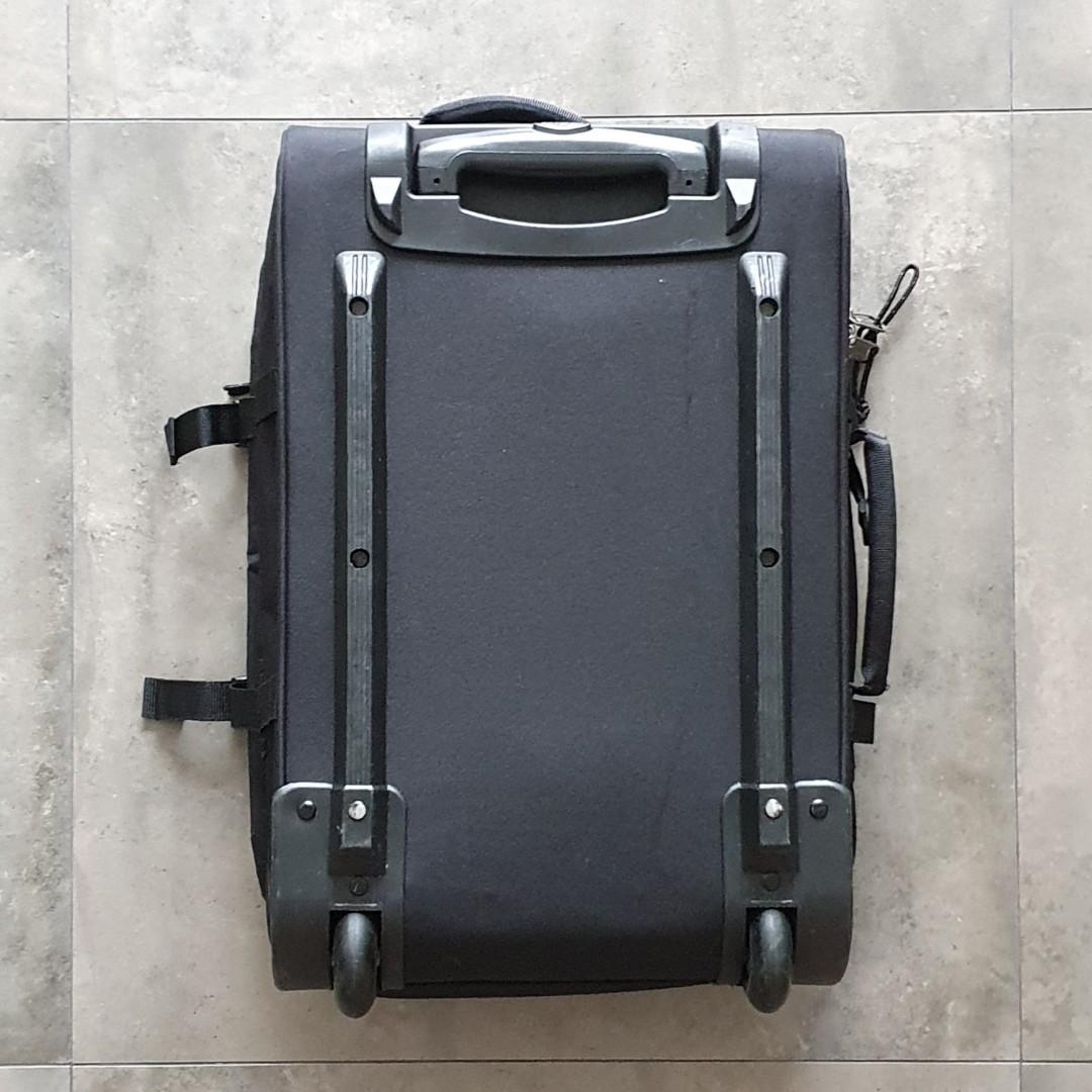 Eastpak luggage singapore clearance