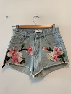 （分類：）位於 。 由 coccodrell 提交（商品編號 1129122523，圖片 1）。簡介： 。