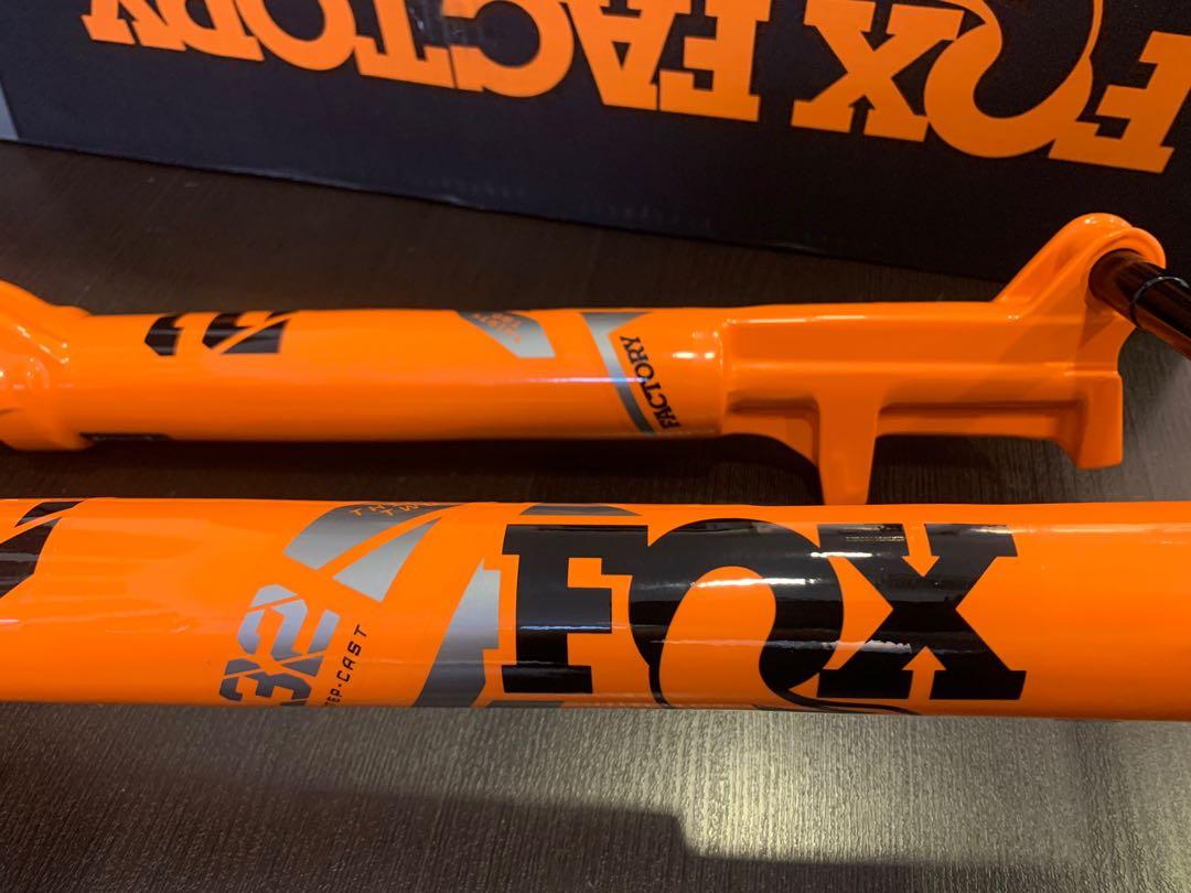 FOX suspension 2022 model ( with remote ) SC , Sports Equipment