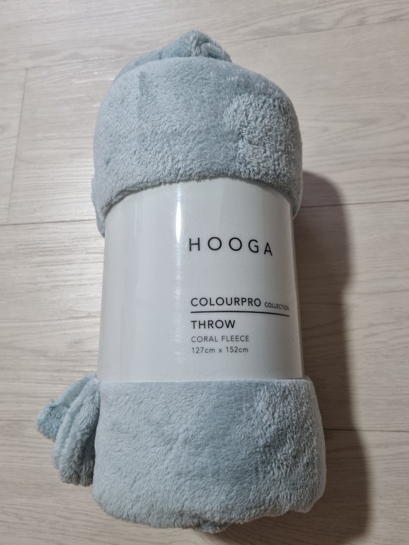 Hooga Throw Blanket Blue