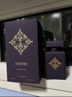(Category: ) located in . Submitted by passionforfragrances (Listing ID 275954537, Image 1). Description: .