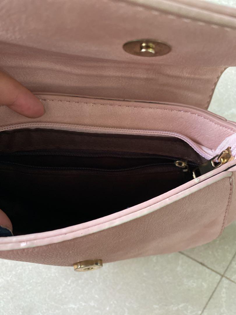 Light Pink Cross Body Bag, Women's Fashion, Bags & Wallets, Crossbody