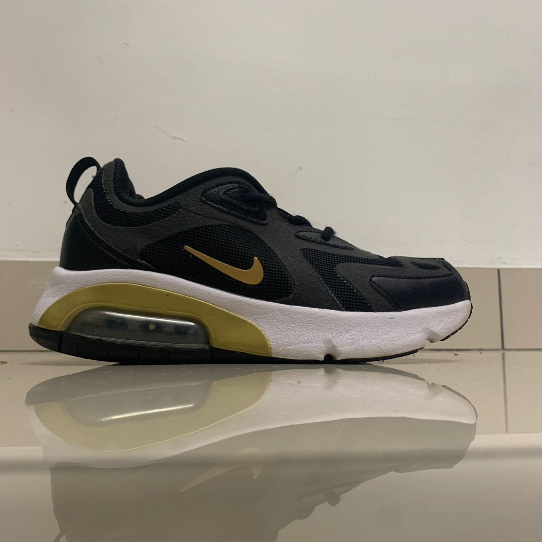 air max 200 metallic