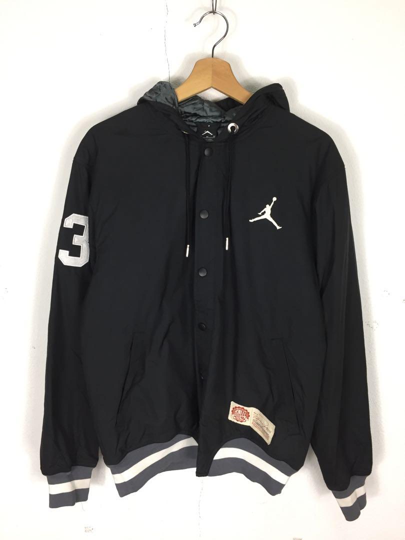 Nike jordan varsity sales hoodie