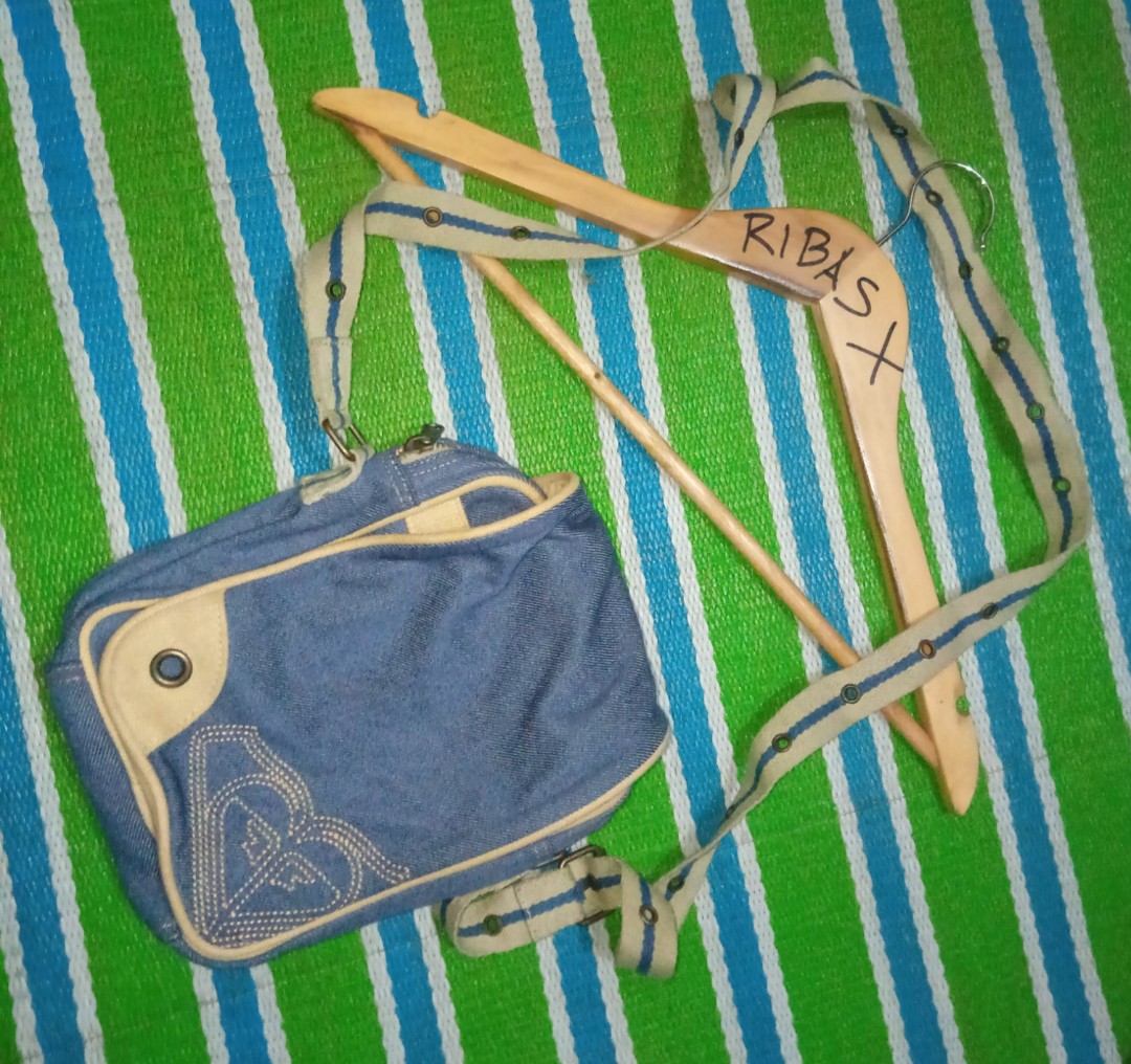 Roxy sling bag, Women's Fashion, Bags & Wallets, Tote Bags on Carousell