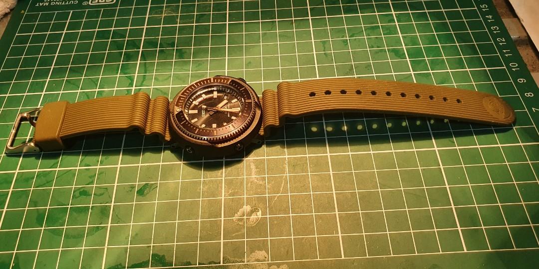 Seiko Prospex Solar SNE 547P1