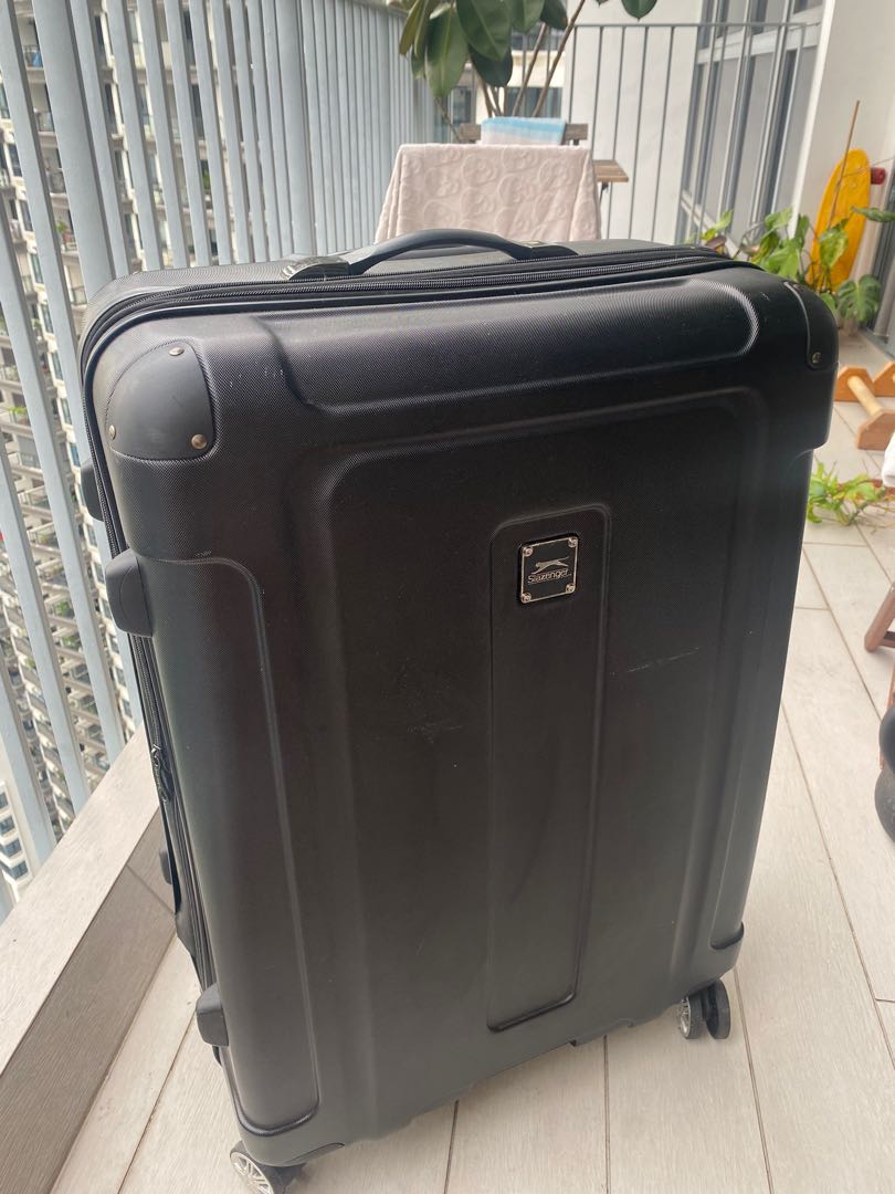 Slazenger luggage 30 inch 2025