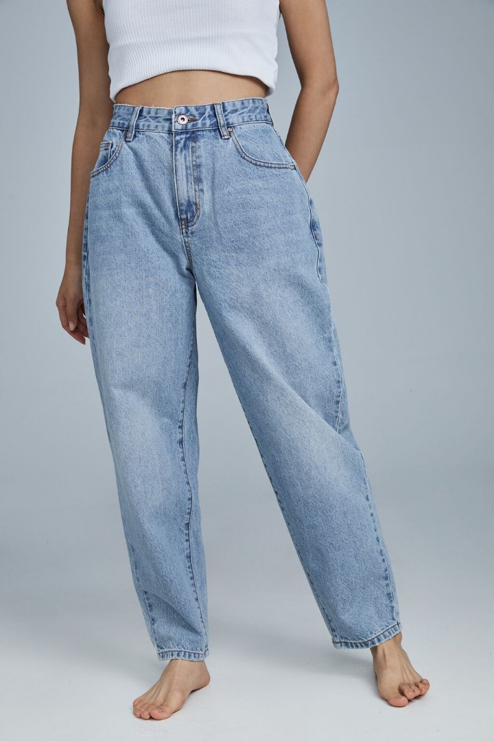 Slouch top mom jeans