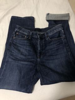 (Category: ) located in . Submitted by qlothes (Listing ID 1129243685, Image 1). Description: .