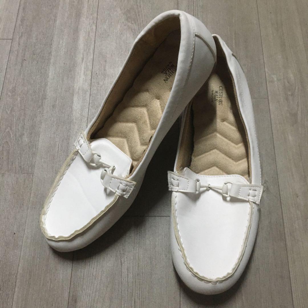 US BOUGHT ORIGINAL CUSHION WALK BY AVON SHOES WOMEN 10 Women s