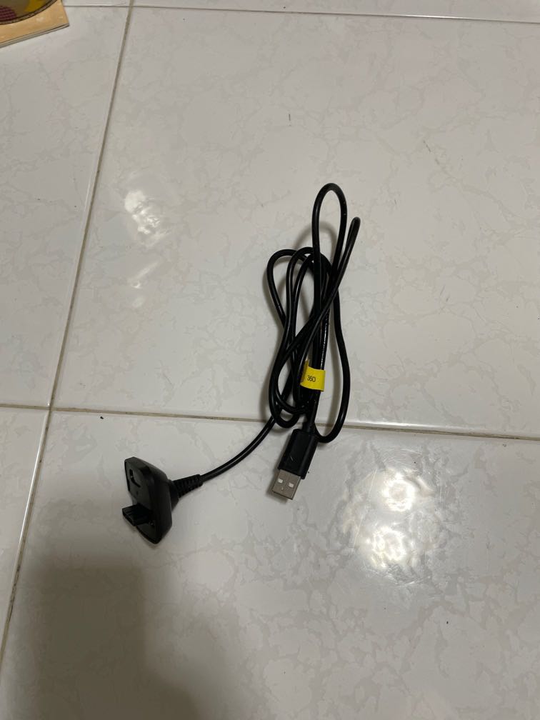 Xbox PlugAndPlay cable, Video Gaming, Video Game Consoles, Xbox on