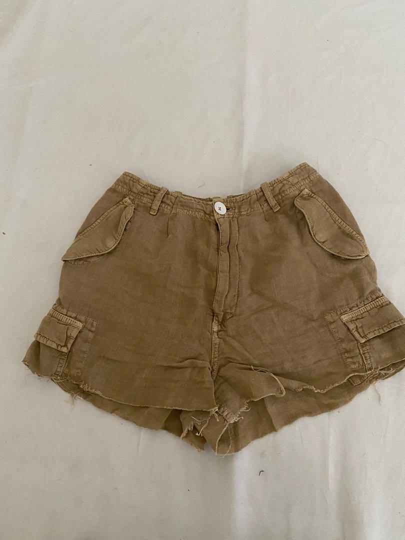 Zara cargo shorts, Women's Fashion, Bottoms, Shorts on Carousell