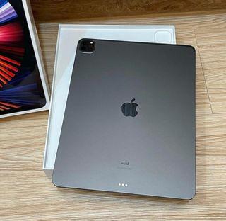 Apple iPad pro 2021 m1 chip 12.9inch Brand New