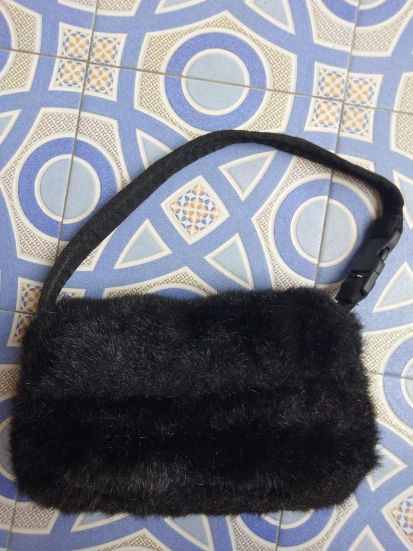 black fur shoulder bag