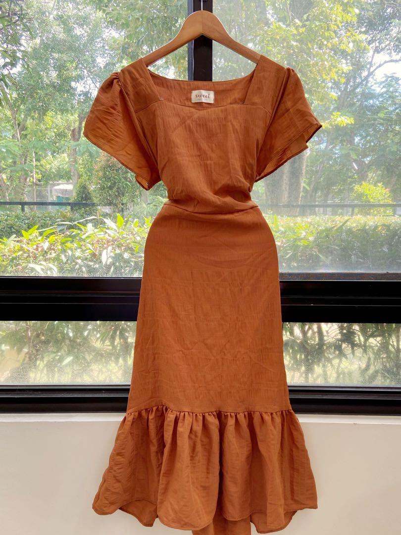 rust maxi dress