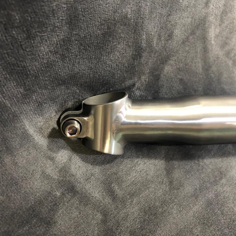 Brompton Titanium Stem Triangle Fork bundle (Category: Parts & Accessories) located in Singapore. Submitted by msfluff (Listing ID 1132682230, Image 2). Description: Reduce from $680 Total bundle price has been changed from $1500 to $1480 for Stem, Fork and Triangle. Bundle Black Friday: $1460 Check out our reviews and other carousell listings. Chat with us to find out more about the bundle and how you can enjoy more discount! One of the best pri