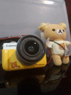 Canon EOS M10 相機 （連鬆弛熊公仔及機套）