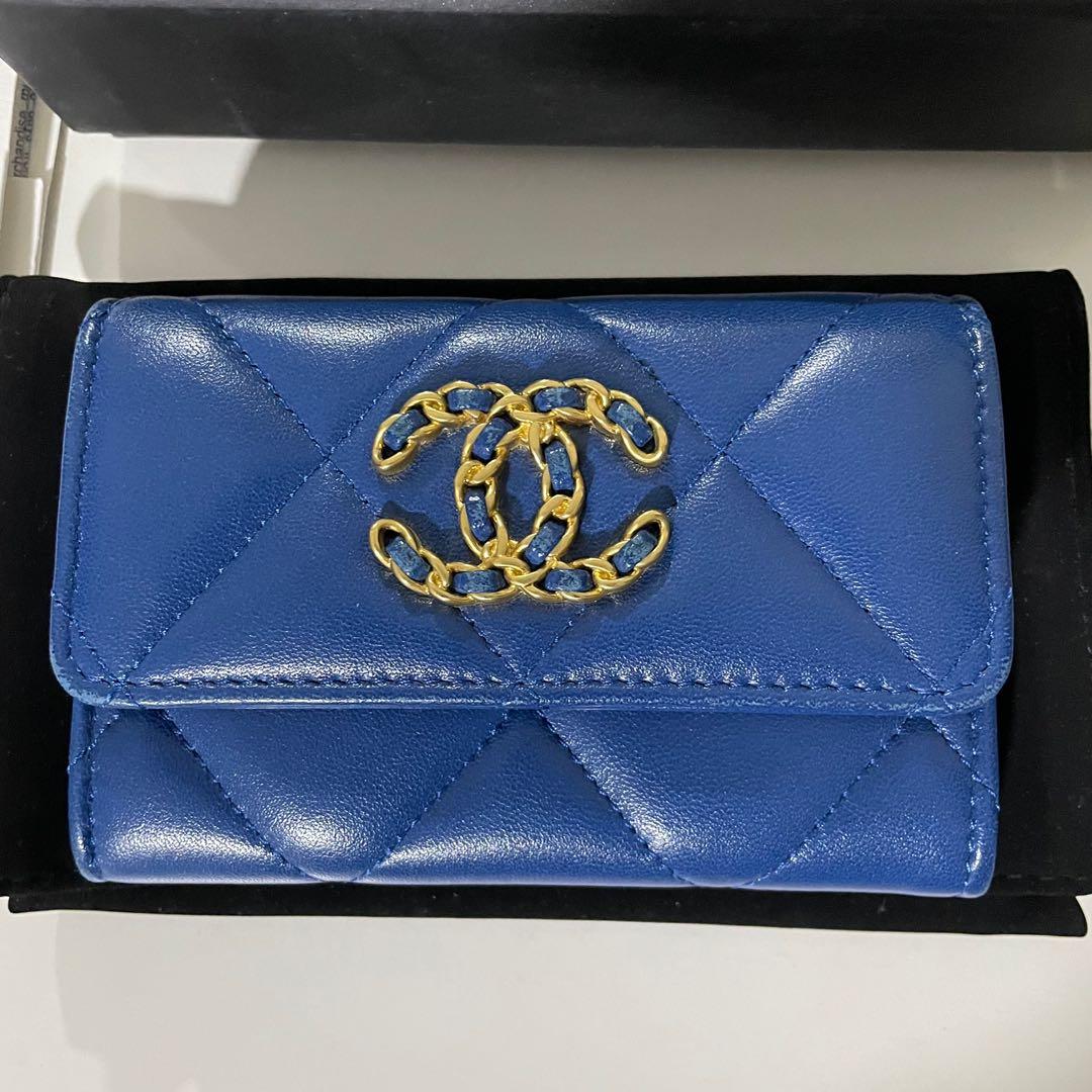 Chanel 19 Card Holder Blue