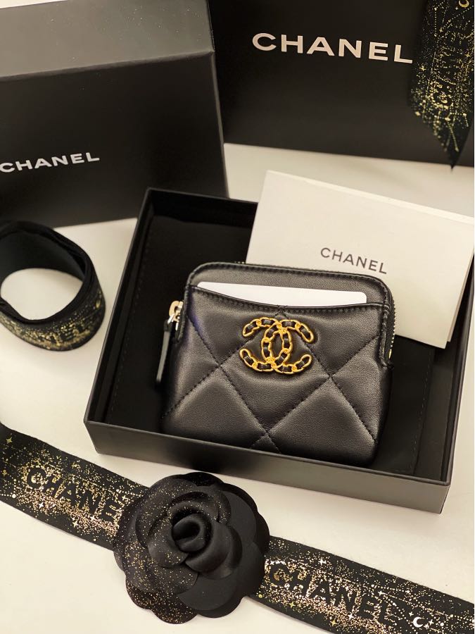 CHANEL Chanel 19 Zip coin purse CC mark Leather Coin case AP0949 /083389