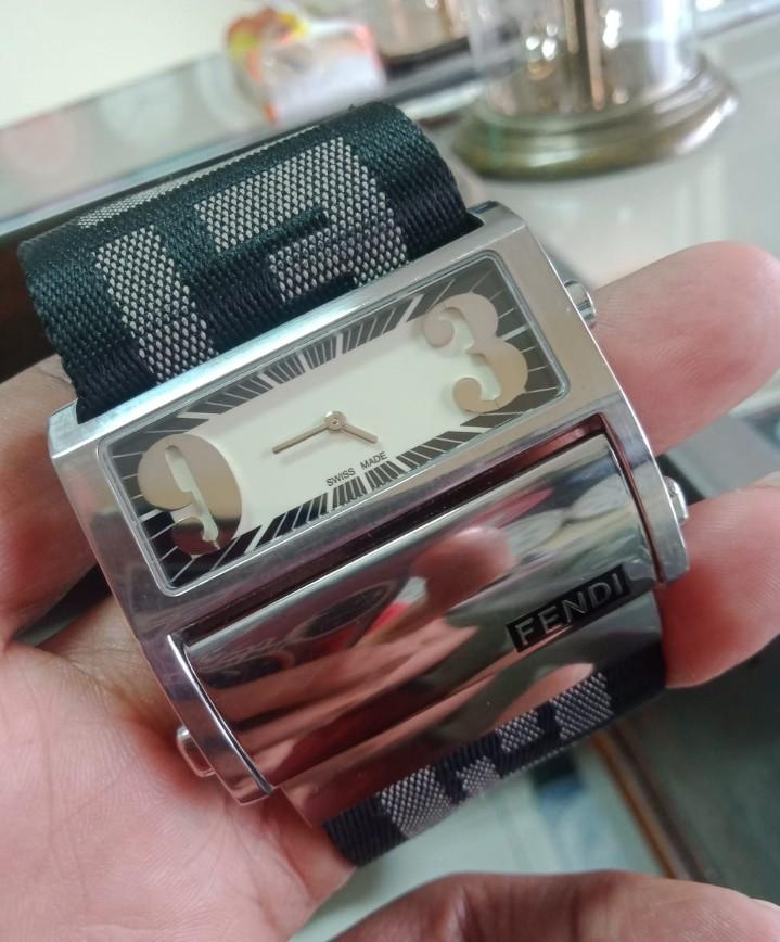 FENDI ZIP CODE WATCH ORIGINAL LIKE NEW Barang Mewah Jam Tangan
