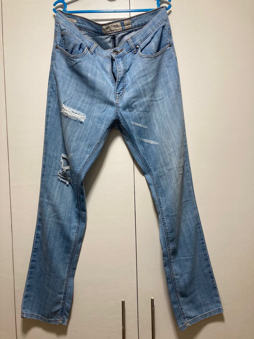 Folded & Hung Ripped Jeans Skinny, Men's Fashion, Bottoms, Jeans on