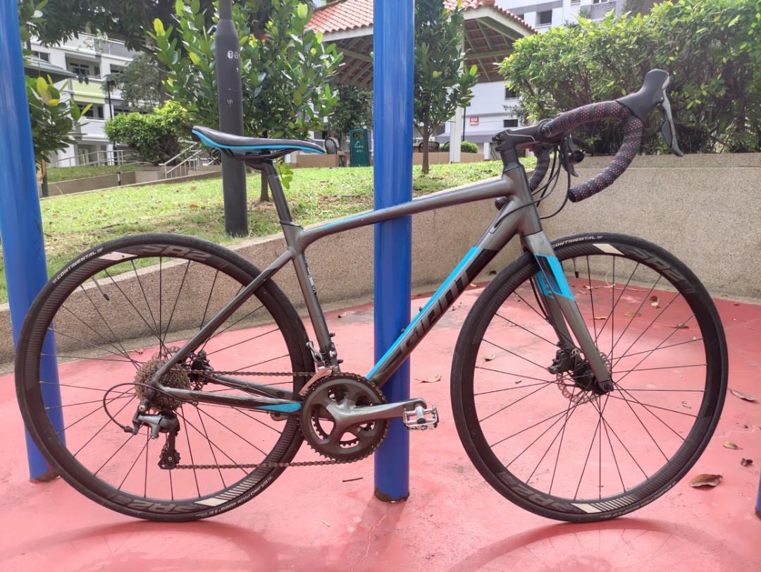 Shimano Tiagra 4700 road bicycle 