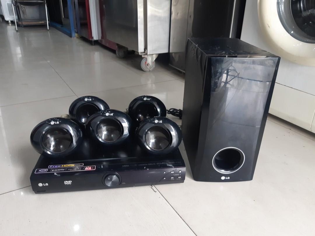 Home Theater LG HT306SU, full hd, Dvd, Usb, hdmi, bisa sambung ke hp