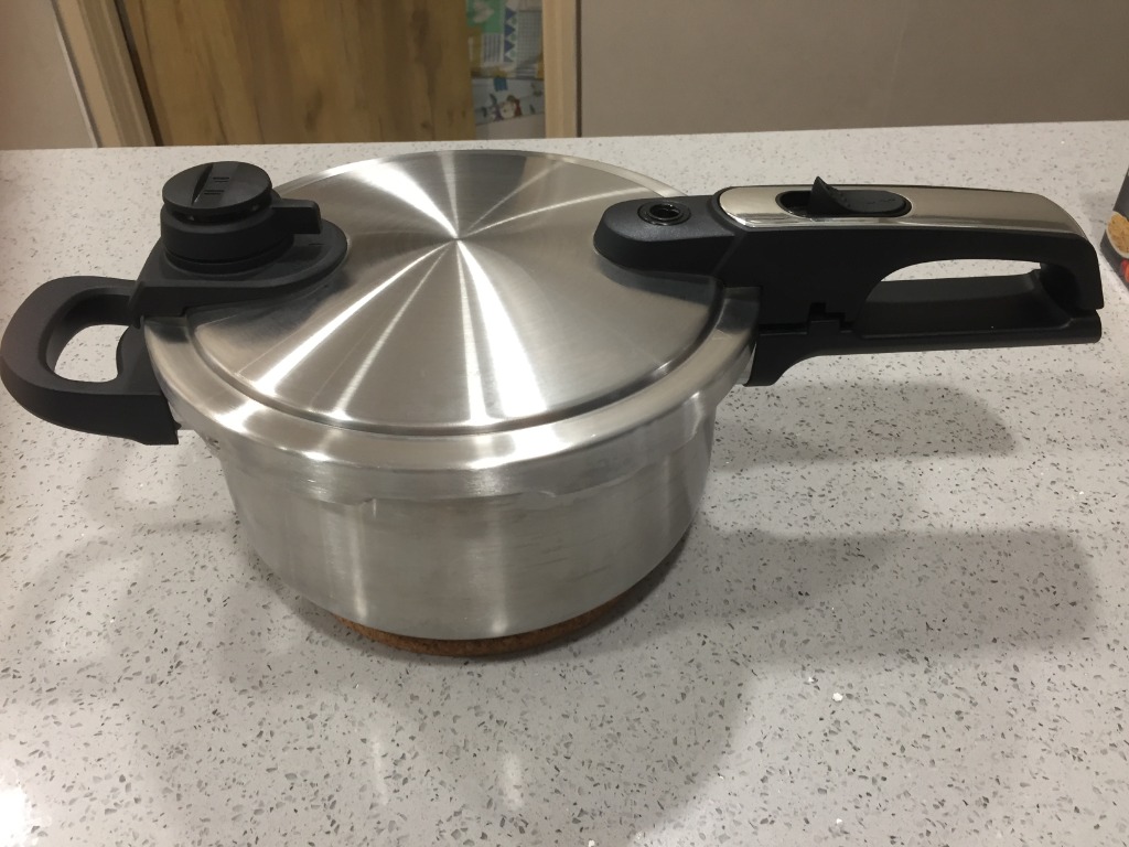 Vardesatta pressure cooker hotsell ikea