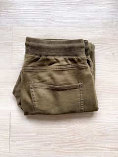 (Category: ) located in . Submitted by crazeforthrift (Listing ID 1132563555, Image 1). Description: .