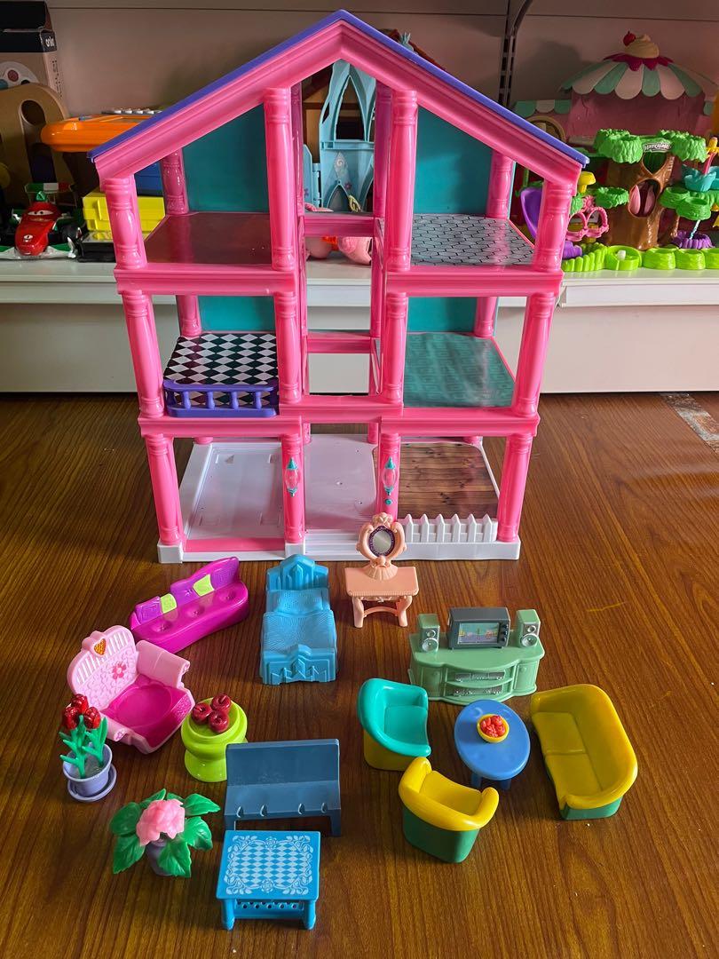 Dollhouse playset sales kid connection
