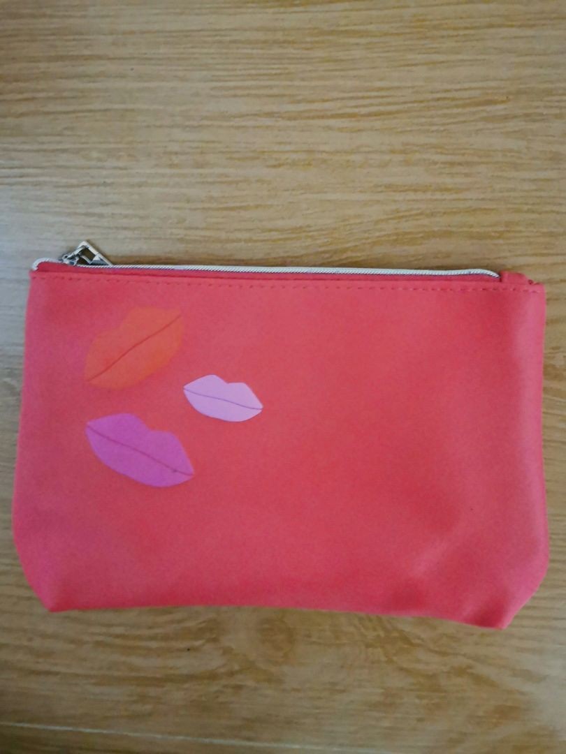 lancome pouch