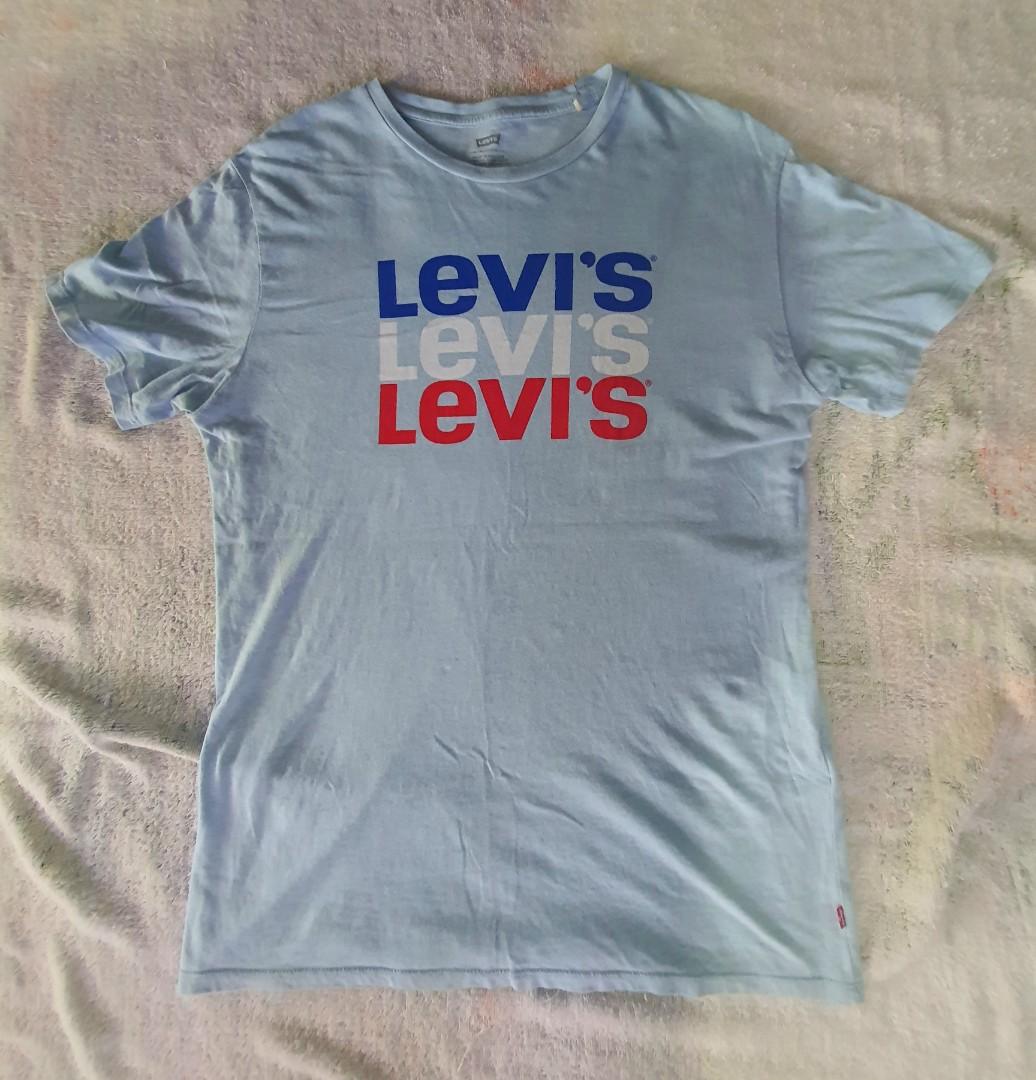 LEVI'S SHIRT (Category: Tshirts & Polo Shirts ) located in San Pedro. Submitted by mochi_21 (Listing ID 1132592514, Image 1). Description: LEVI'S SHIRT Made in Pakistan (Brand new) Length = 27 Inches Width = 19 Inches Medium fits semi-Large RFS: Decluttering For Inquiries: 09456222629.