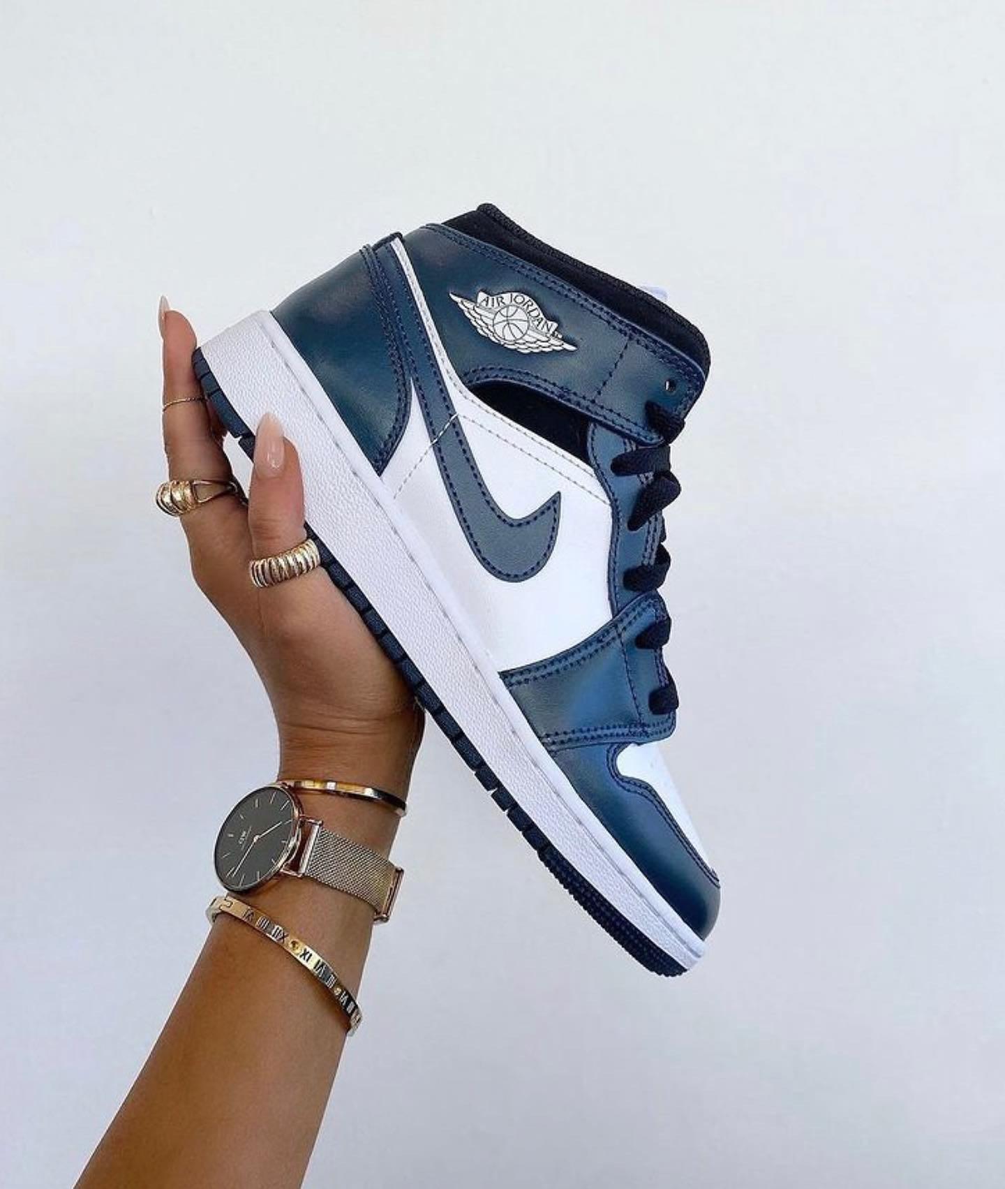 nike mid 1 blue