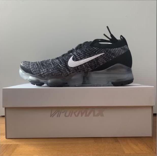 Nike Air Vapormax Flyknit 3 Men s Fashion Footwear Sneakers on