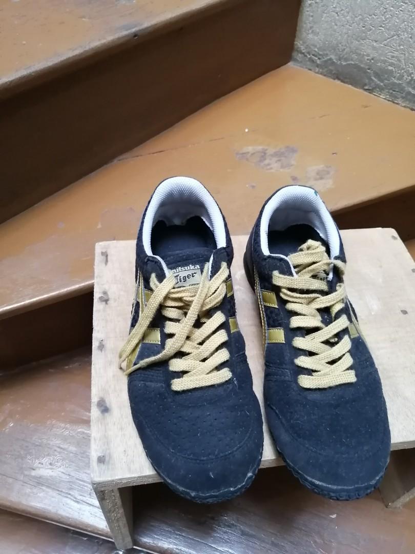 onitsuka tiger black gold