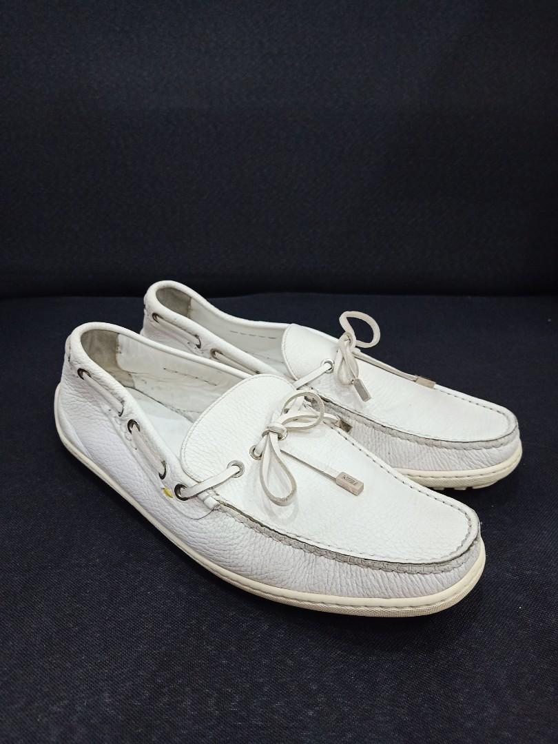 White topsiders top