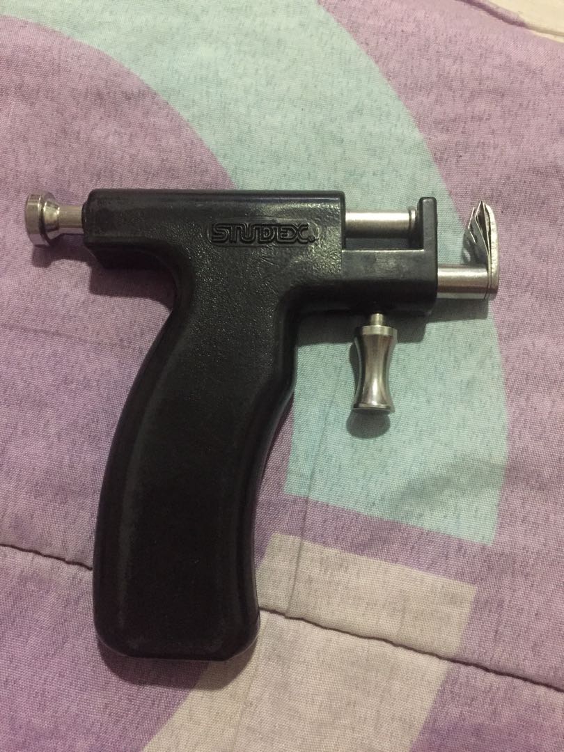 Piercing gun STUDEX, Women's Fashion, Watches & Accessories, Other Accessories on Carousell