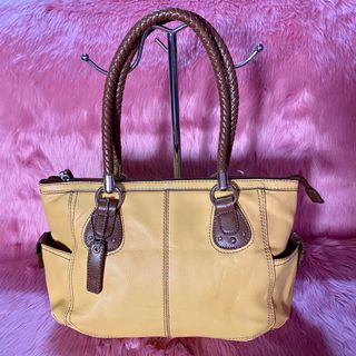 (Category: ) located in . Submitted by pinktarget (Listing ID 1132611861, Image 1). Description: .