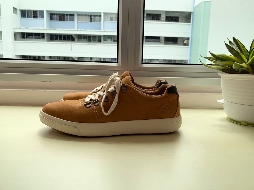 Timberland low shop top shoes