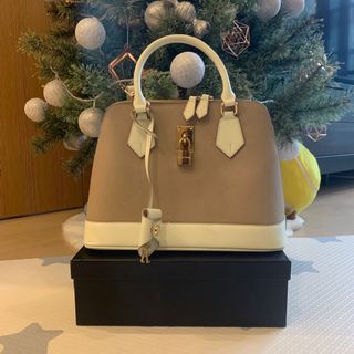（分類：）位於 。 由 minimurf 提交（商品編號 1132637590，圖片 1）。簡介： 。